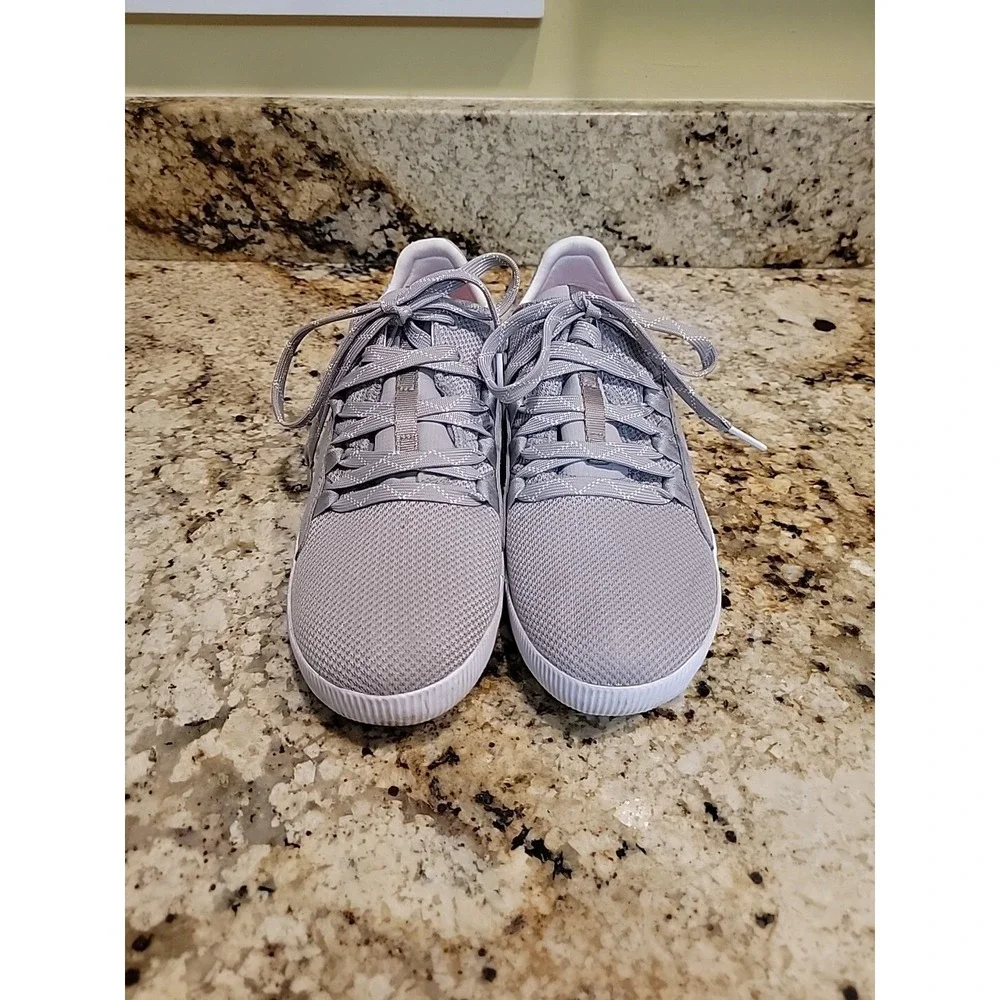 Sorel Women's Out 'N About III Plus Lace Waterproof Suede Sneakers Size 8.5 EUC